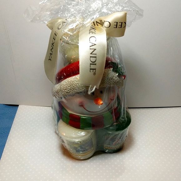 🆕 Yankee Candle (5) Votive Candles With Snowman New in Package